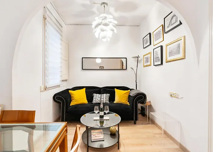 Whisper-quiet 2br Near Sagrada Βαρκελώνη