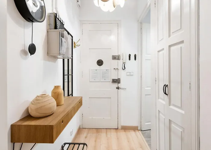 Whisper-quiet 2br Near Sagrada Διαμέρισμα *