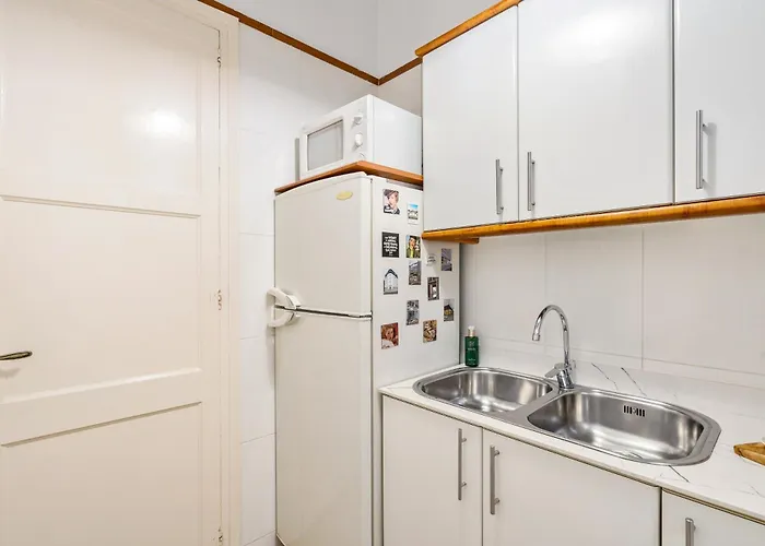 Whisper-quiet 2br Near Sagrada Διαμέρισμα *